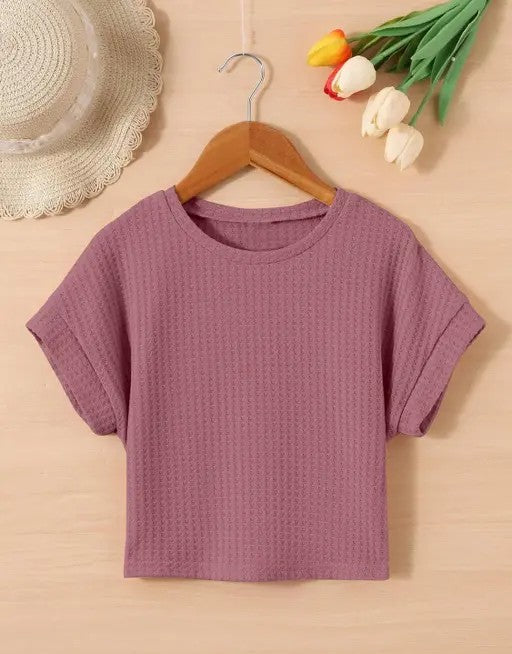 Casual Mauve Textured Crop Top for Women – Short Sleeve Round Neck Tee